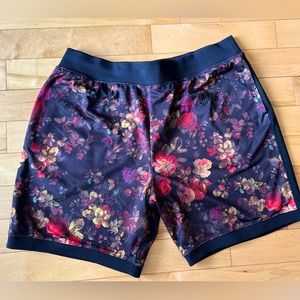 Nike SB Floral Dry Short ‘Rose Pack” Black